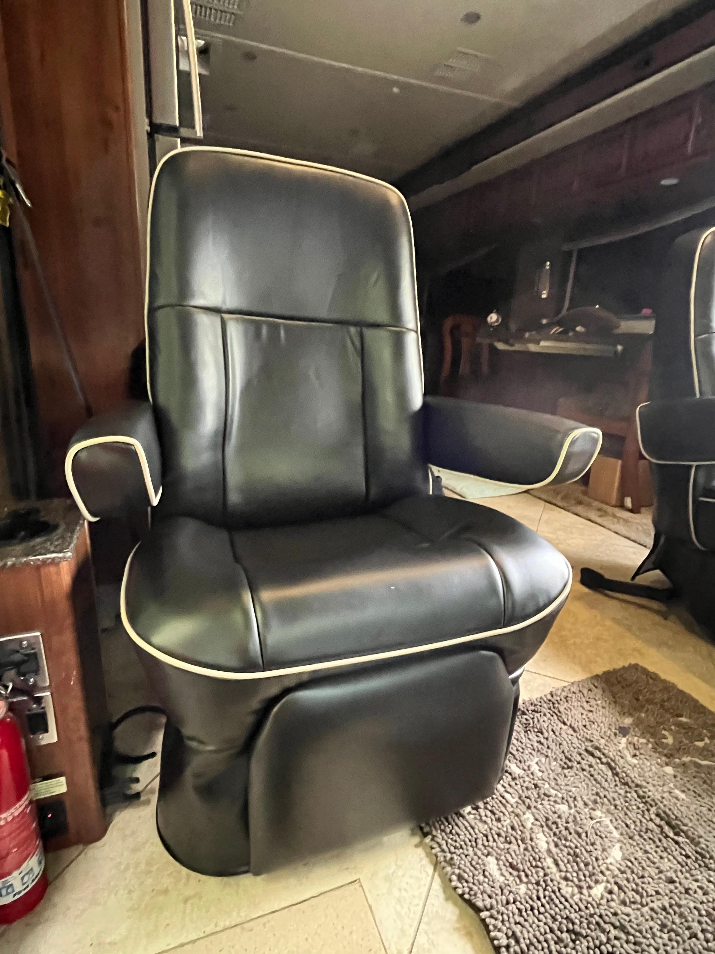 Trabajo de Empire Upholstery LLC